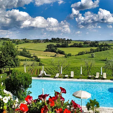 Great In A In Tuscany Apartment